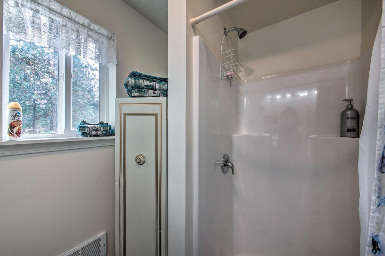 Pet-Friendly Libby Cottage With Mountain Views! Екстериор снимка